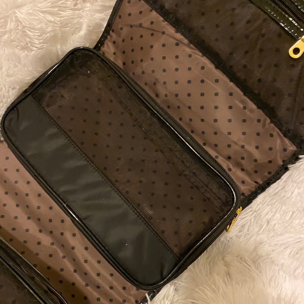 Modella Travel Case - Picture 6 of 6